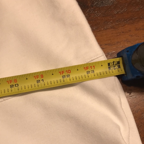 Christopher & Banks Pull On Capri - Picture 9 of 11